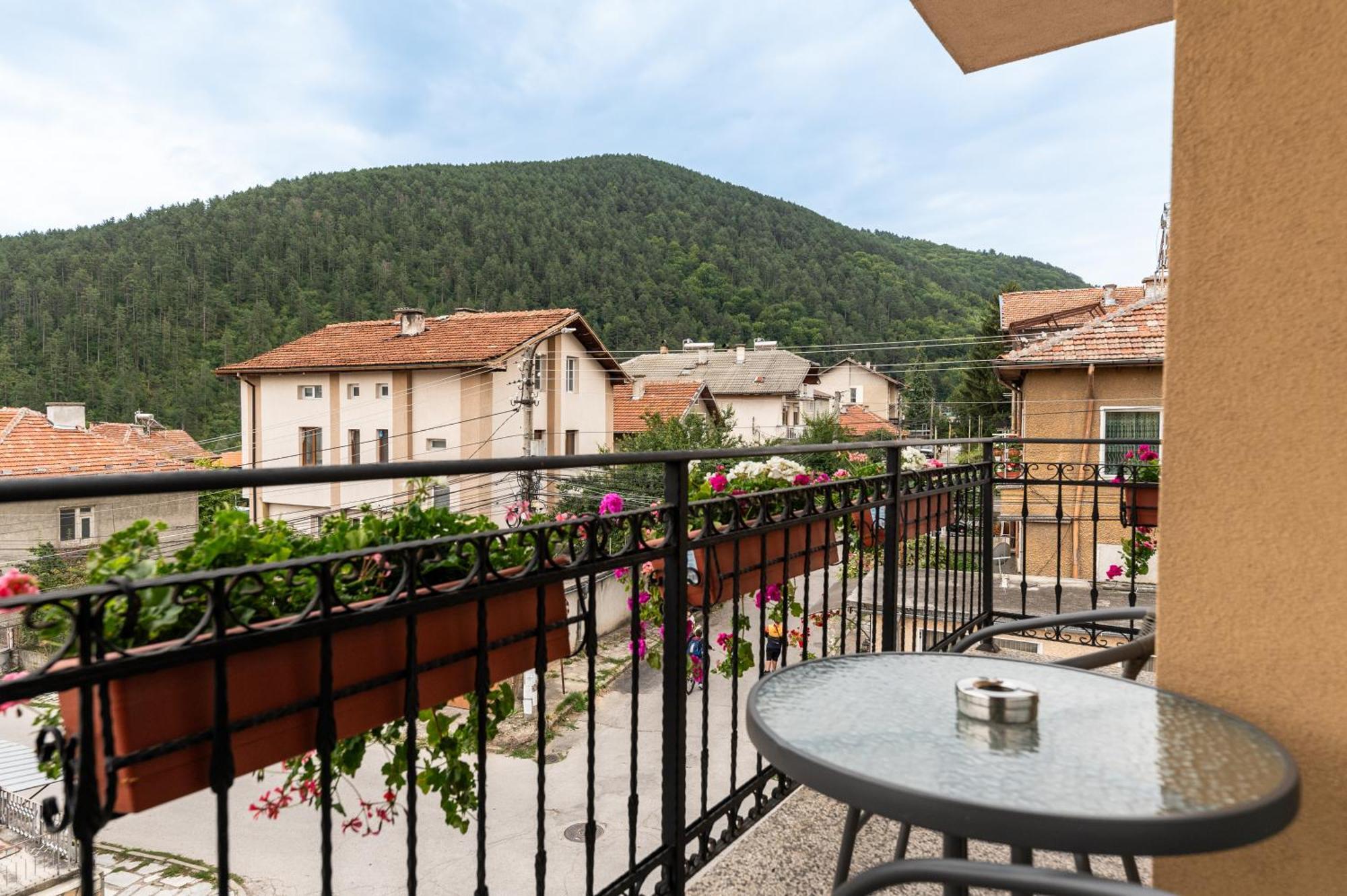 Beluga Guest House Velingrad Luaran gambar
