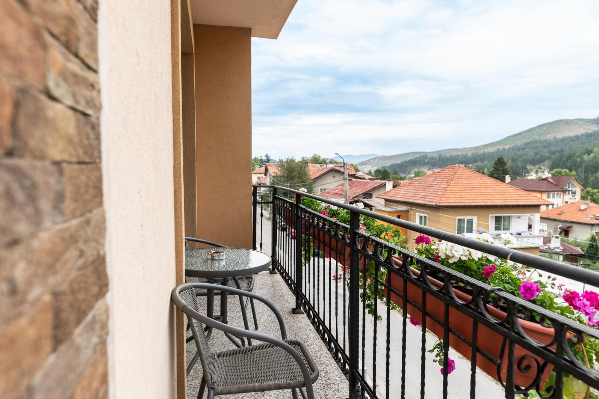 Beluga Guest House Velingrad Luaran gambar